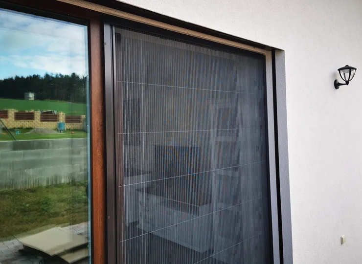 Sítě proti hmyzu - Plisovaná dveřní síť